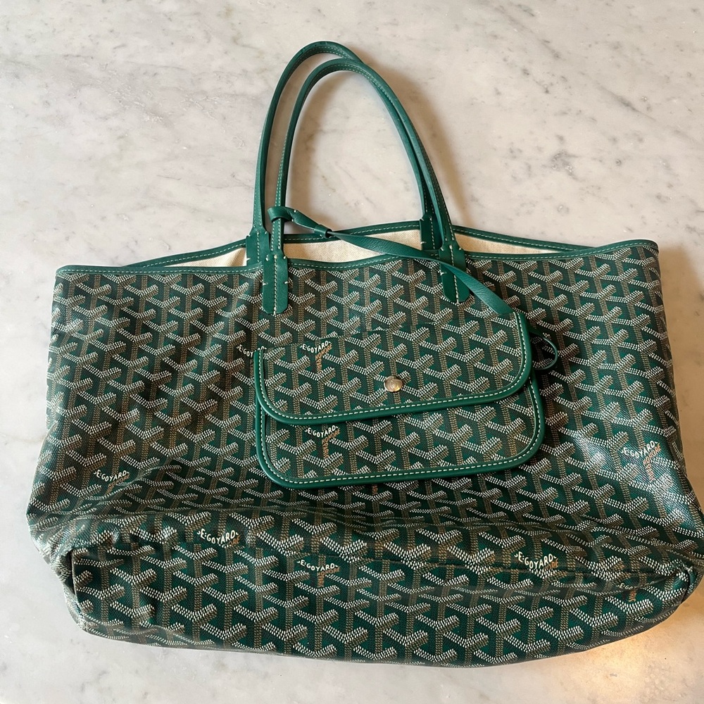 Goyard St Louis tote in green.